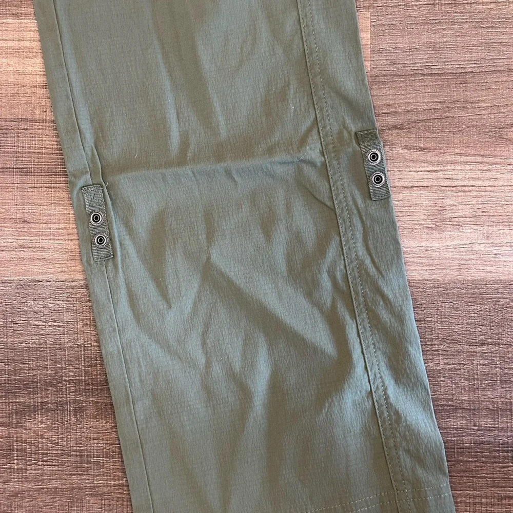Prana Women’s Olive Cargo Travel Pants - Picture 4 of 5
